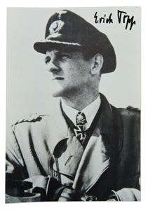 Signature of Kriegsmarine KC-Recipient 'Erich Topp'
