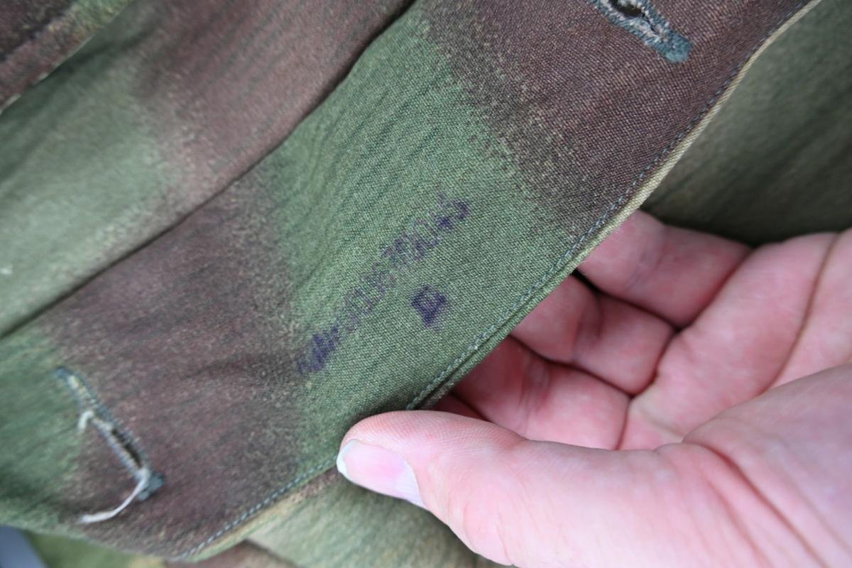 German WH Reversible Water & Tan Winter Parka Jacket — image 15