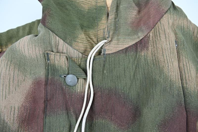 German WH Reversible Water & Tan Winter Parka Jacket — image 9