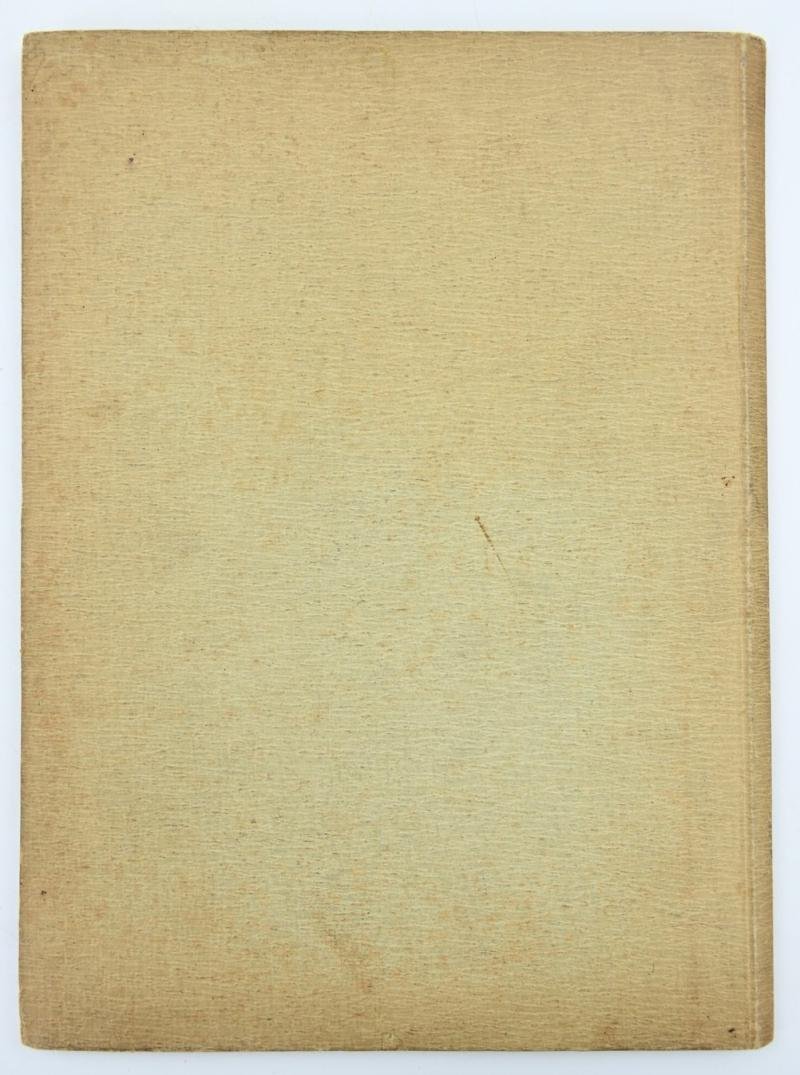 German Wehrmacht Booklet 'Fahnen und Uniformen' — image 11