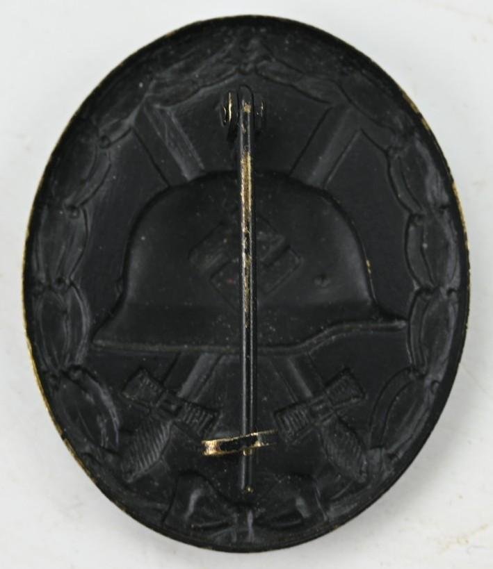 German Wound Badge in Black — image 3