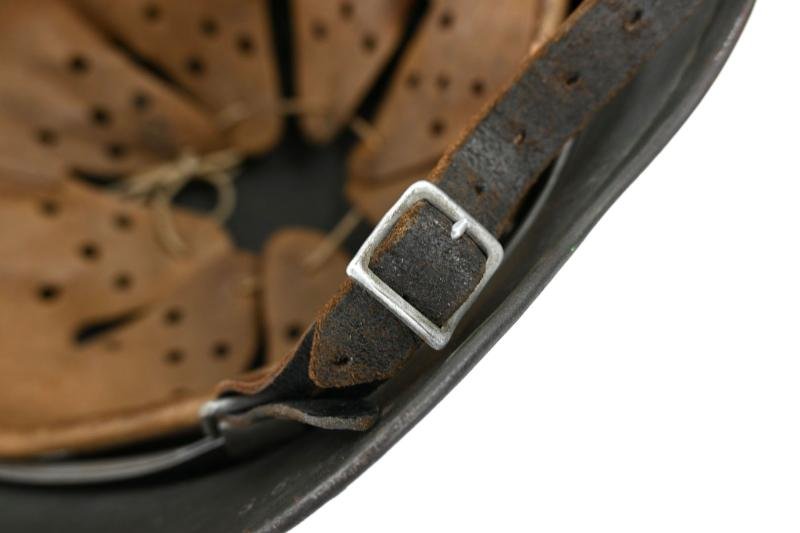 German WH M35 Re-issued Combat Helmet — image 16