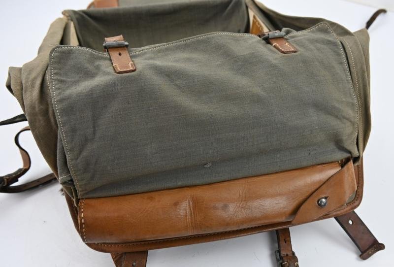 German WH M34 Funker Tornister — image 11