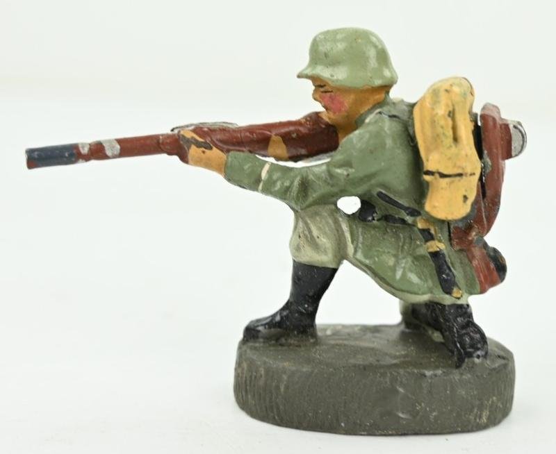 German Elastolin Toy Figure 'Shooting Soldier' — image 4