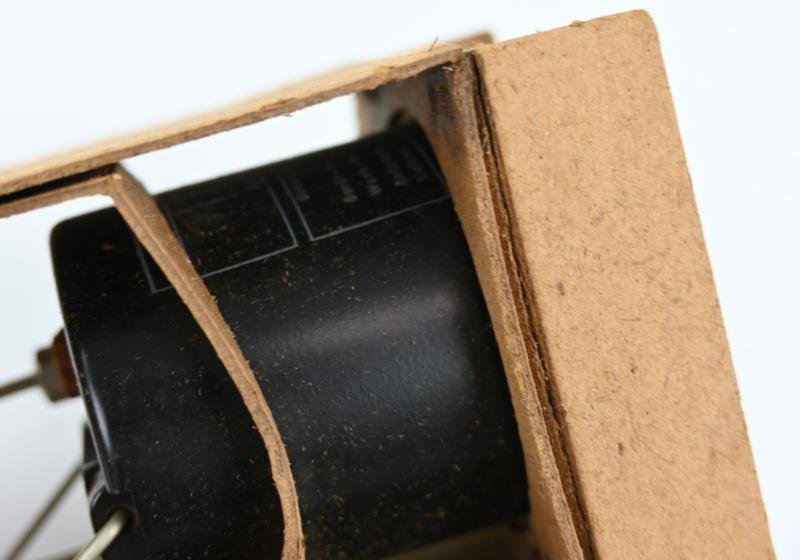 German LW Boxed Electric Charge Instrument — image 12