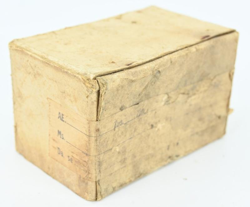 German LW Boxed Electric Charge Instrument — image 2