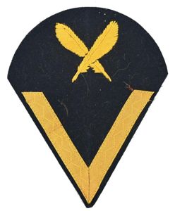 German KM Career Rank Chevron Badge 'Schreiber'