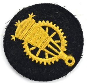German KM Career Badge 'Sperrwaffenmechaniker'