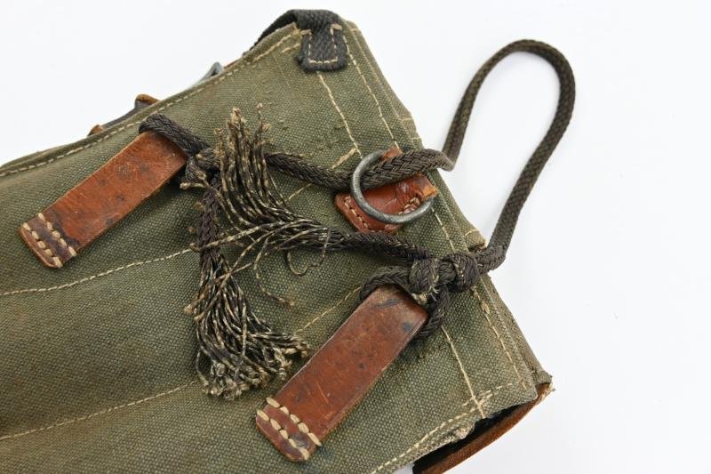 German WH MP44 Magazine Pouch — image 11