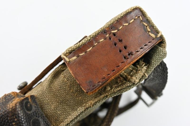 German WH MP44 Magazine Pouch — image 4