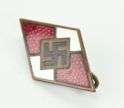 German Hitler Youth Cap Badge — image 2