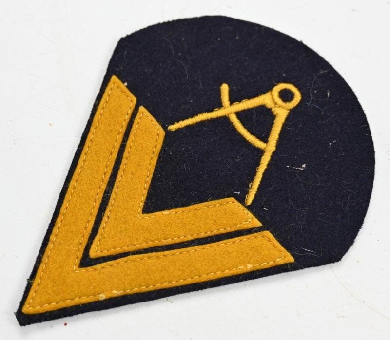 German KM Career Badge 'Zimmermanns-Laufbahn' — image 2