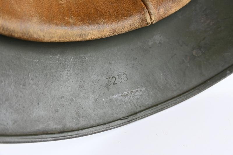 German WH M35 DD Combat Helmet — image 12