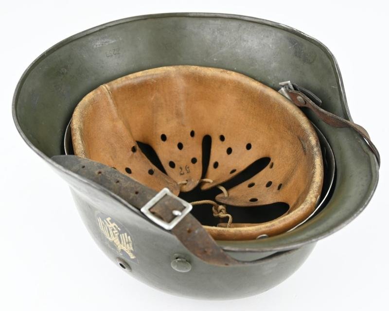 German WH M35 DD Combat Helmet — image 17