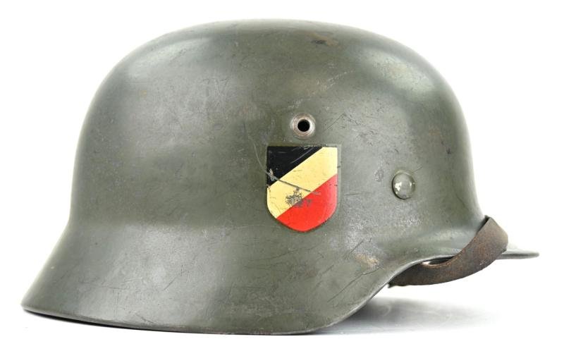 German WH M35 DD Combat Helmet — image 7