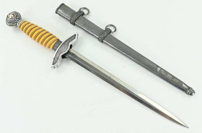 German LW Dagger with Gold plated swastika 'Carl Eickhorn' — image 10