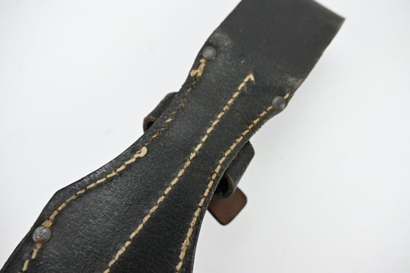 German WH K98 Matching Bayonet with frog — image 6