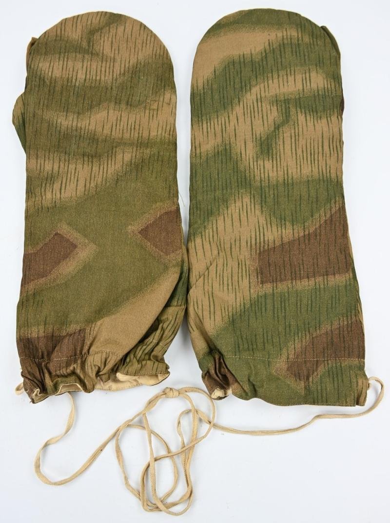 German WH/LW Water & Tan Parka Reversible Gloves — image 4