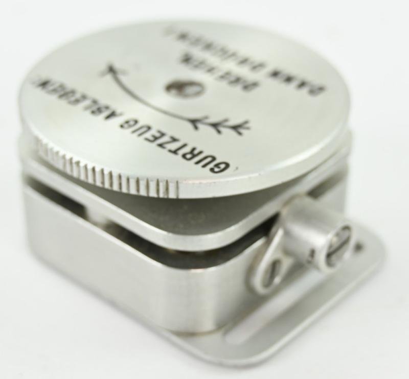 German LW Parachute Harness Quick Release Clock FL30232 — image 7