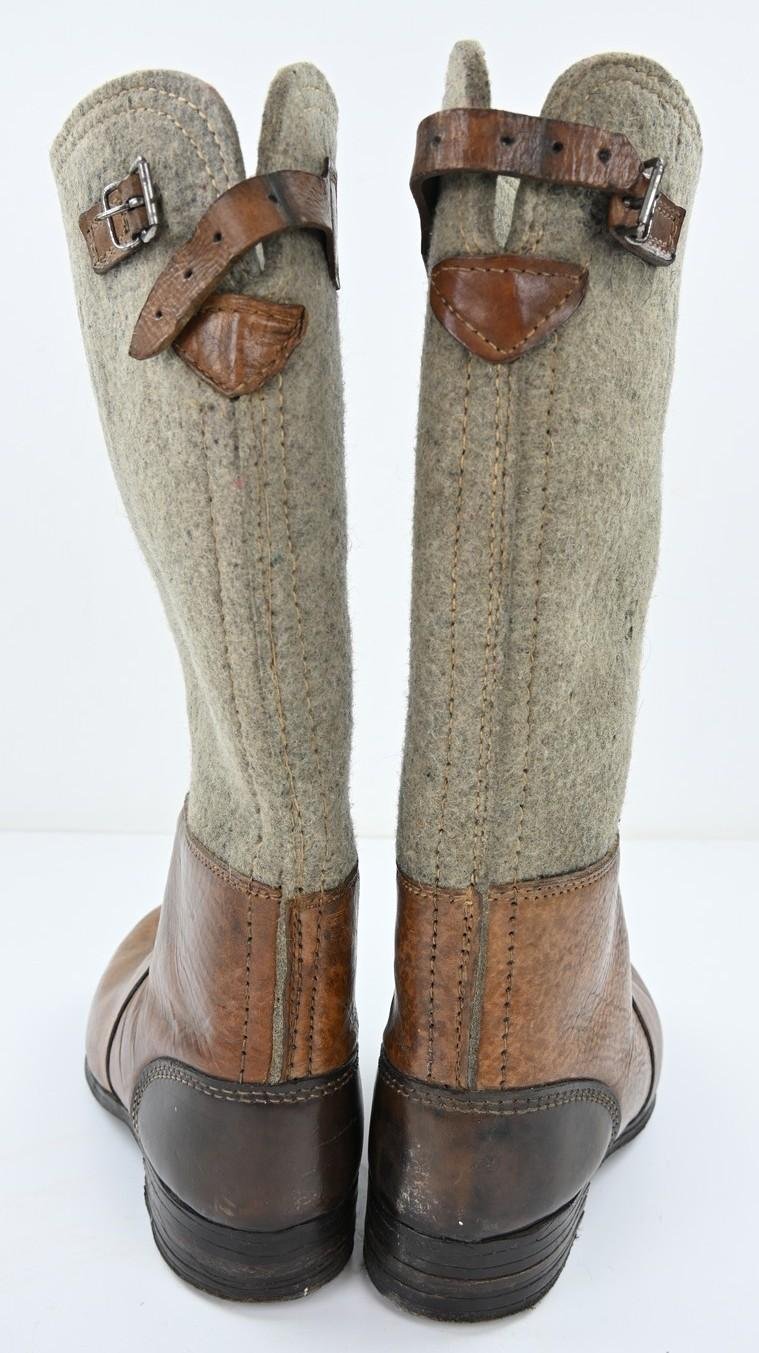 German WH/LW Winter Felt Boots — image 8