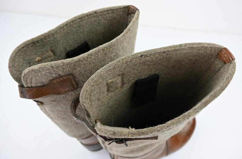 German WH/LW Winter Felt Boots — image 9