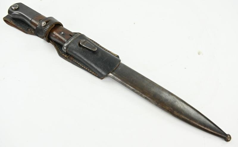 German WH K98 Matching Bayonet with frog 1937 — image 3