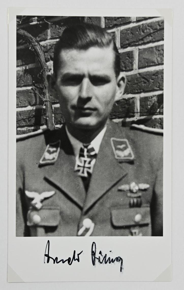Signature of Luftwaffe KC Recipient ''Arnold Döring'' — image 3