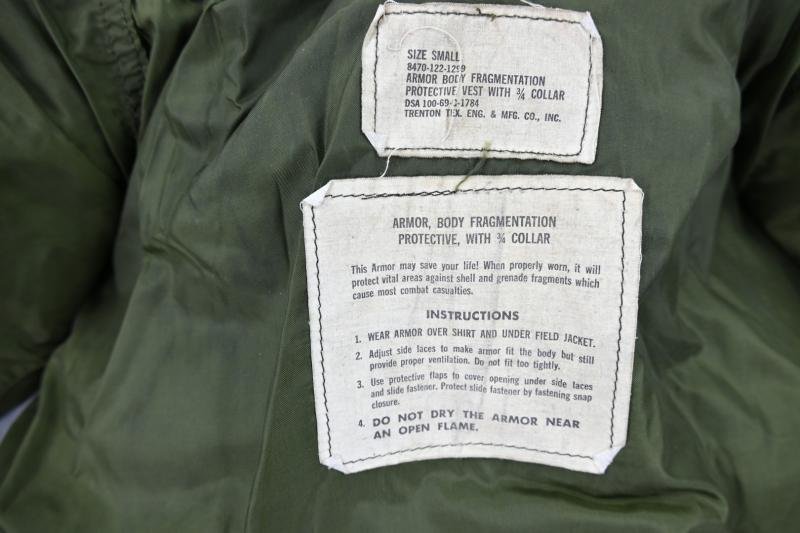 US Vietnam War M69 Armor Body Fragmentation Protective Vest — image 8