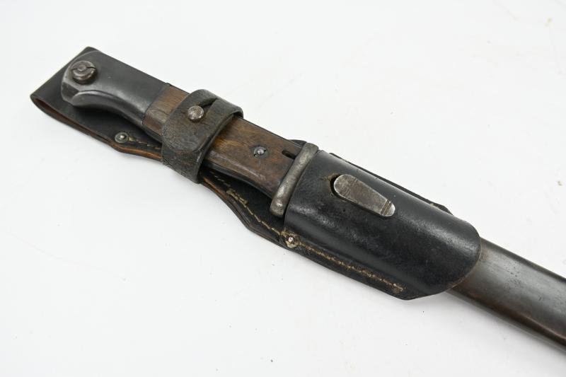 German WH K98 Matching Bayonet with frog 1935 — image 4
