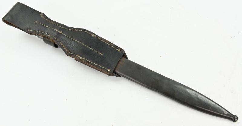 German WH K98 Matching Bayonet with frog 1935 — image 5