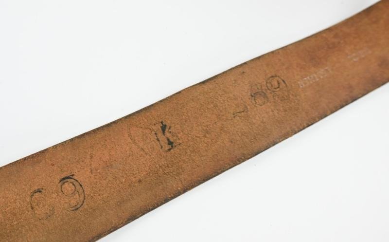 US WW2 Early EM Leather Belt — image 10