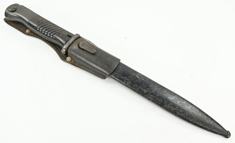 German WH K98 Bayonet with frog — image 3
