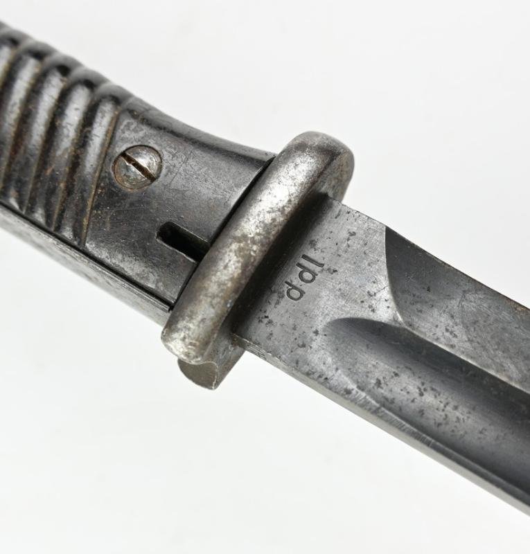 German WH K98 Bayonet with frog — image 9