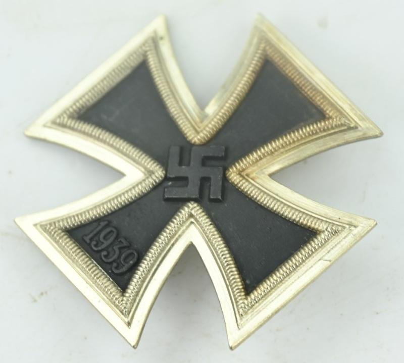 German Iron Cross 1st Class WW2 L15 — image 3