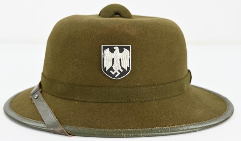 German WH Tropical Pith Helmet — image 10