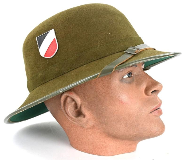 German WH Tropical Pith Helmet — image 3