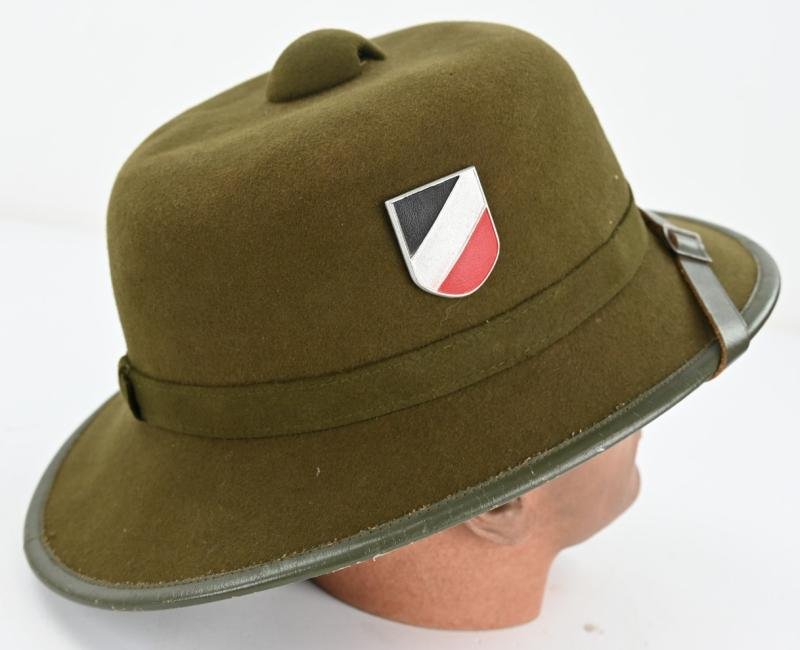 German WH Tropical Pith Helmet — image 4