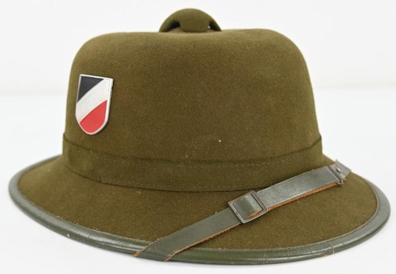 German WH Tropical Pith Helmet — image 8