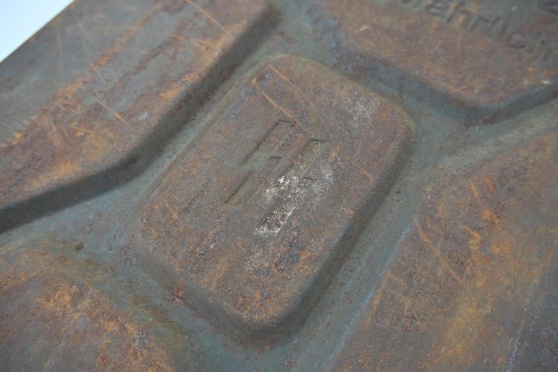 German Waffen-SS Jerrycan 20L — image 9