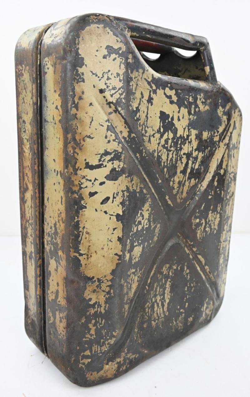 German WH 20 Liter Gasoline Jerrycan 1940 — image 12