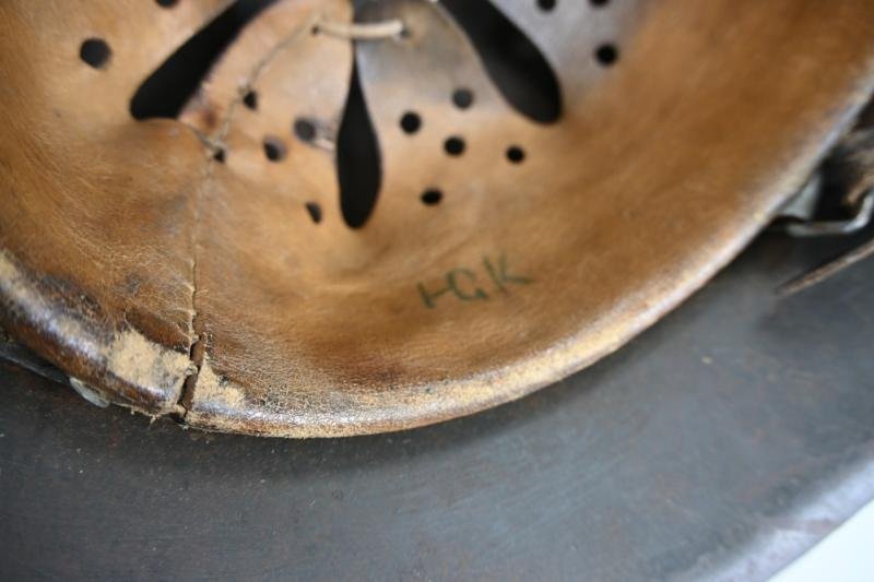 German M42 Combat Helmet (Fake Decal) — image 13