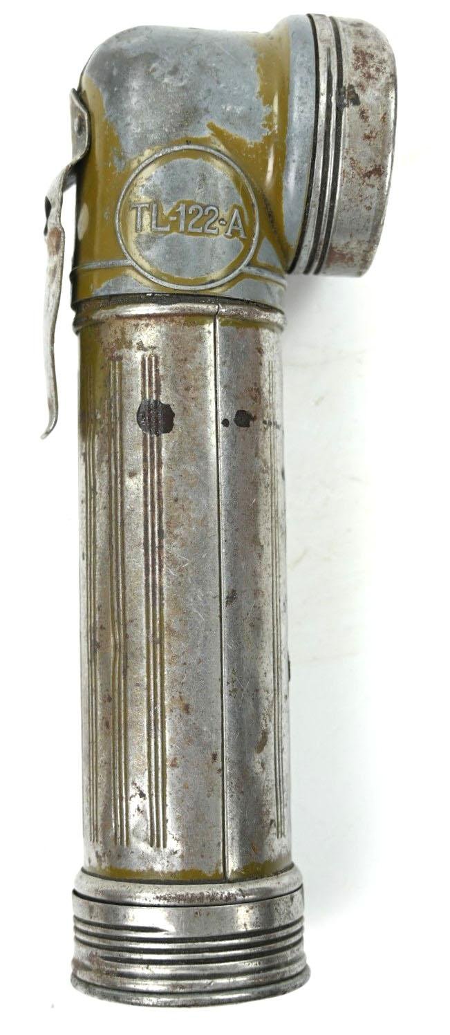US WW2 TL-122 A Flashlight — image 4