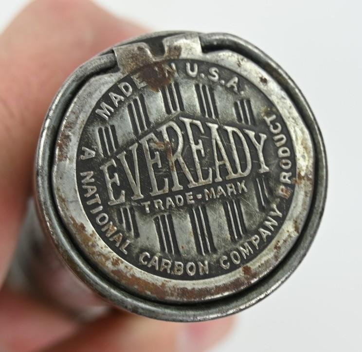 US WW2 TL-122 A Flashlight — image 6