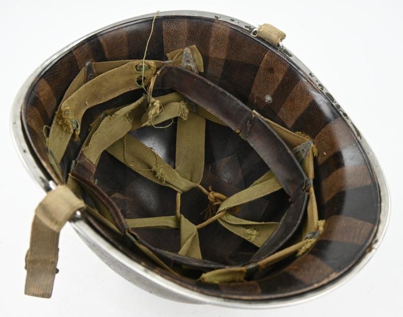US WW2 Fixed bale Combat Helmet — image 11