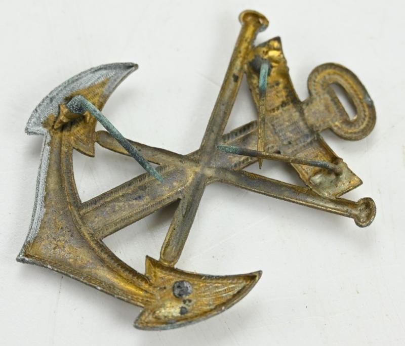 German KM Badge Metal Insignia 'Signal' — image 4