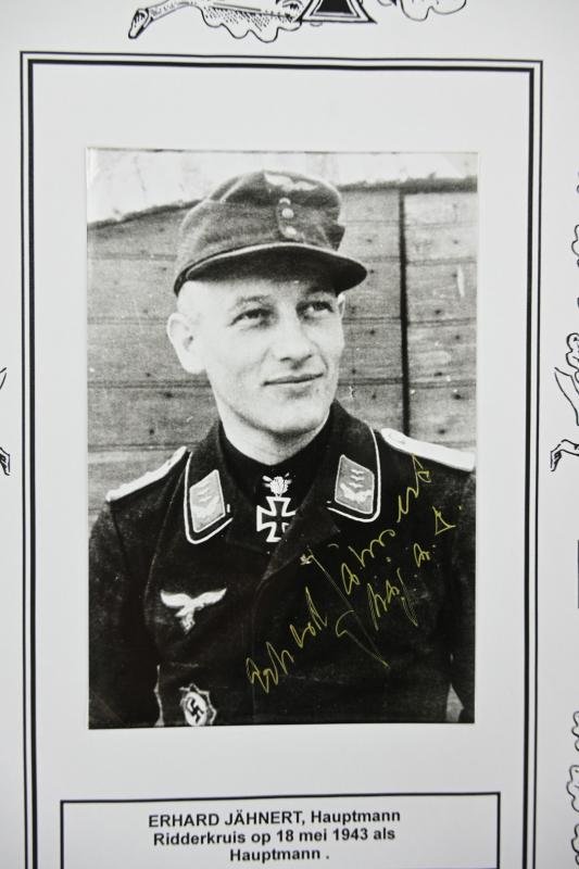 Signature of Luftwaffe KC-OLC&S Recipient 'Erhard Jähnert' — image 6