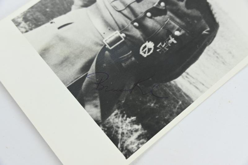 Signature of Wehrmacht Heer KC Recipient 'Kurt Brennecke' — image 2