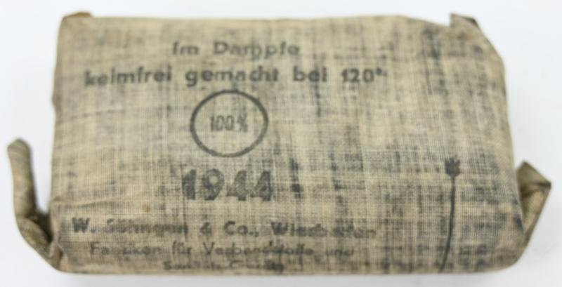 German WW2 First Aid Pack 1944 — image 2