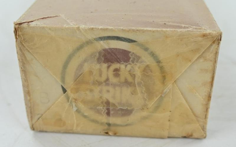 US WW2 Carton of Lucky Strike Cigarets — image 7