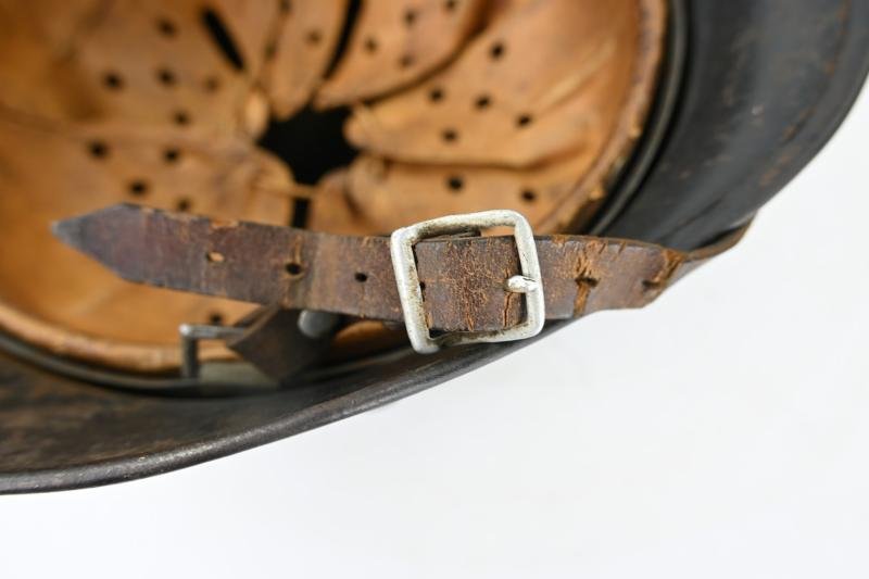 German LW M40 SD Camo Helmet — image 10